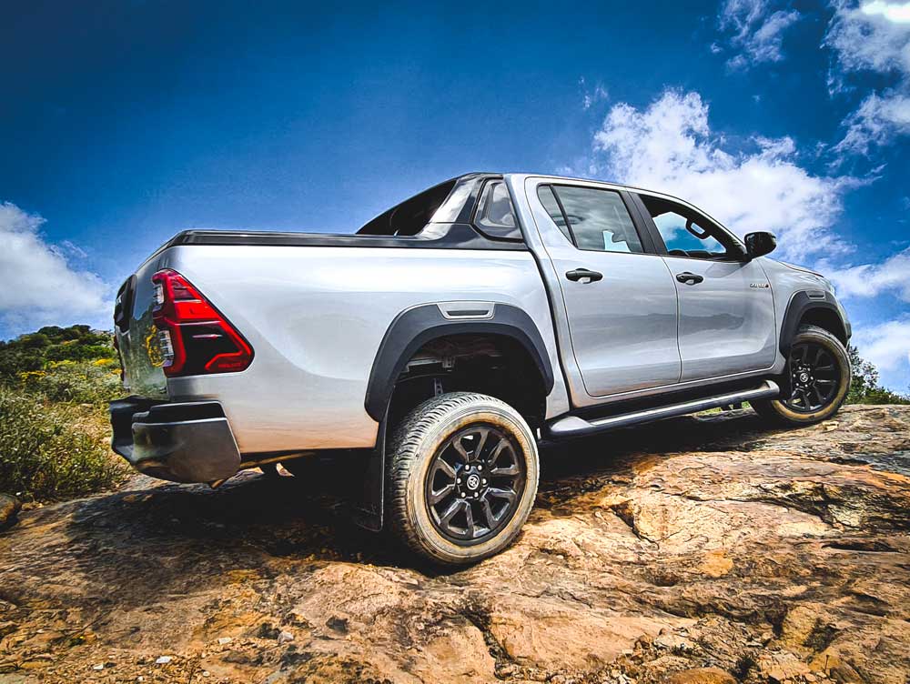 Toyota Hilux 2.8 Legend GD6 Auto First Drive